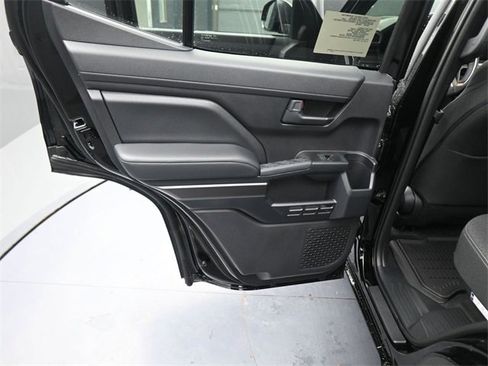 New 2025 Toyota 4Runner SR5 image 15