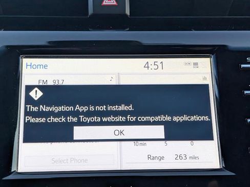 Used 2020 Toyota Camry SE image 34