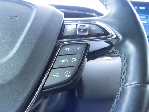 Used 2024 Lincoln Navigator Black Label image 23