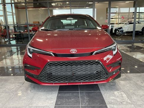 New 2026 Toyota Corolla SE image 2