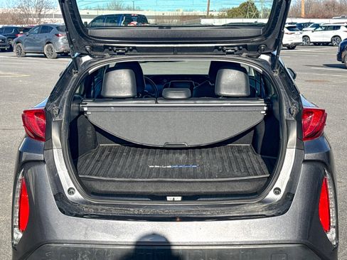 Used 2021 Toyota Prius Prime XLE image 12