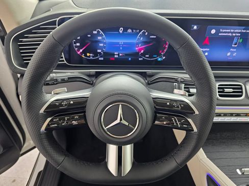 New 2026 Mercedes-Benz GLS 450 4MATIC image 14