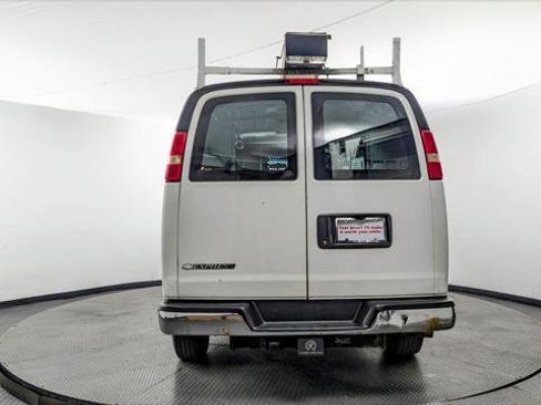 Used 2015 Chevrolet Express 3500 RWD image 7