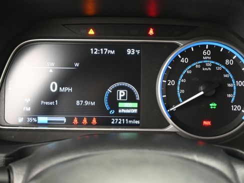 Used 2025 Nissan Leaf SV Plus FWD image 16