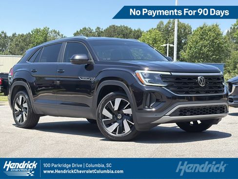 Used 2024 Volkswagen Atlas Cross Sport SE FWD image 1