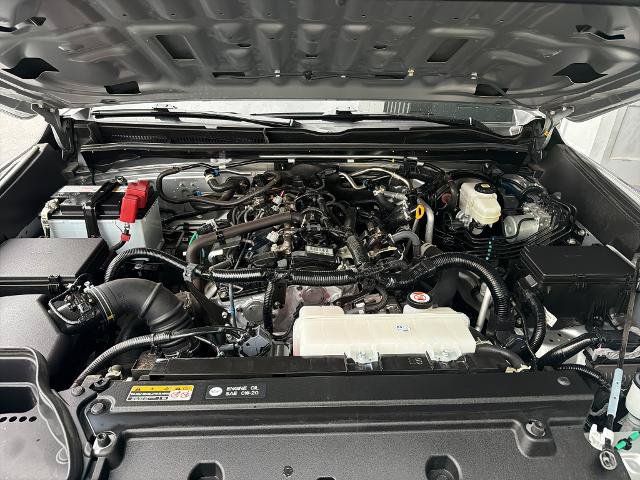 Used 2025 Toyota 4Runner SR5 AWD/4WD image 4