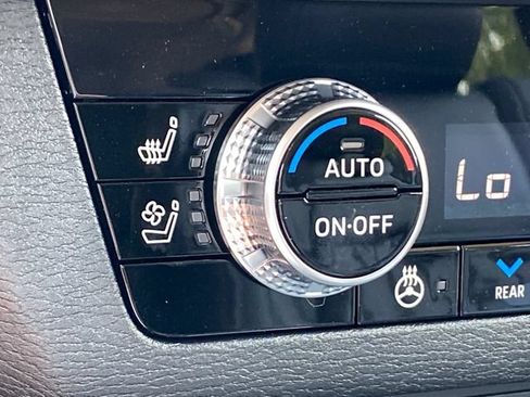 New 2026 Mitsubishi Outlander SEL AWD/4WD image 20