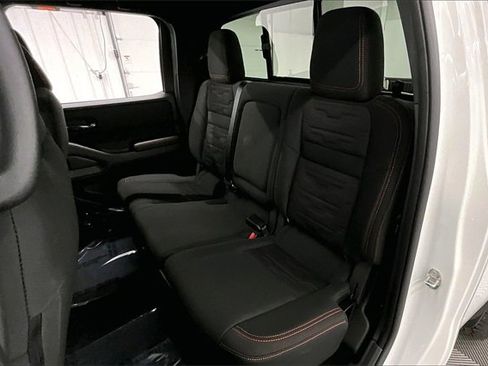 New 2025 Nissan Frontier PRO-4X w/ Pro Convenience Package image 10