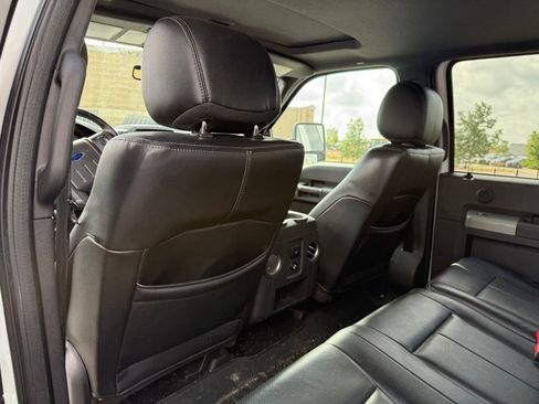 Used 2015 Ford F250 Lariat w/ Lariat Ultimate Package AWD/4WD image 9