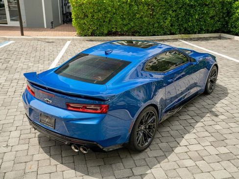 Used 2018 Chevrolet Camaro ZL1 RWD image 21