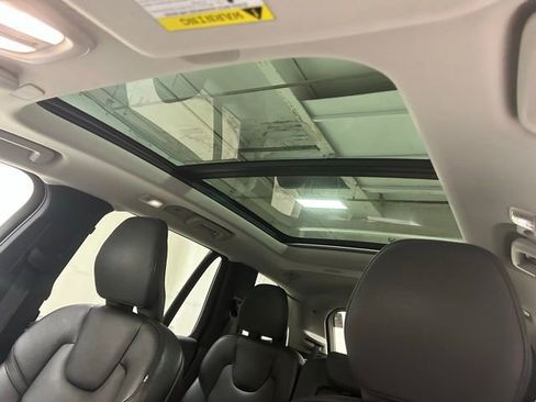 Used 2023 Volvo XC90 B6 Plus AWD/4WD image 26