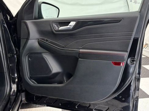 Used 2025 Ford Escape ST-Line Select image 24