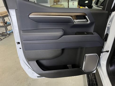 New 2026 Chevrolet Silverado 1500 High Country image 25