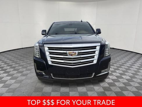 Used 2017 Cadillac Escalade ESV Platinum AWD/4WD image 2
