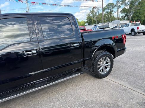 Used 2017 Ford F150 Lariat AWD/4WD image 5