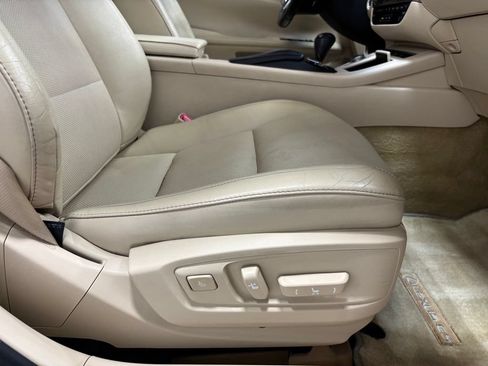 Used 2014 Lexus ES 350 w/ Luxury Package FWD image 58
