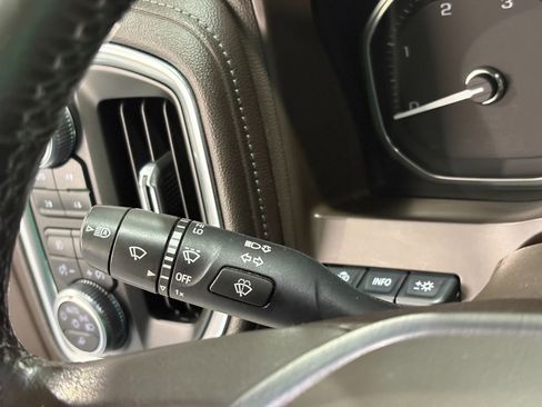 Used 2020 GMC Sierra 3500 Denali w/ Denali Ultimate Package image 16