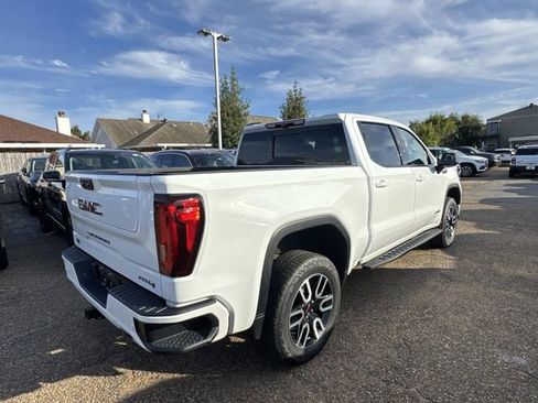 Used 2024 GMC Sierra 1500 AT4 w/ Technology Package image 6
