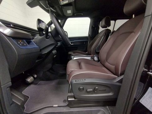 New 2025 Volkswagen ID. Buzz Pro S image 44