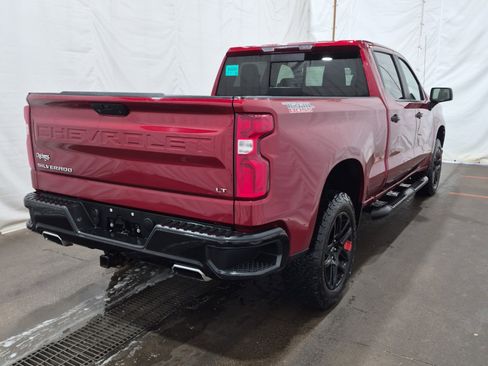 Used 2021 Chevrolet Silverado 1500 LT Trail Boss w/ Convenience Package II AWD/4WD image 3