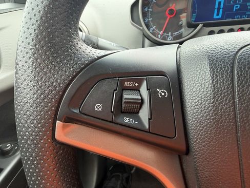 Used 2013 Chevrolet Sonic LT w/ Wheels and Fog Lamp Package FWD image 9