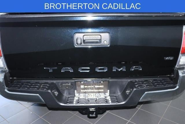 Used 2021 Toyota Tacoma TRD Off-Road AWD/4WD image 15