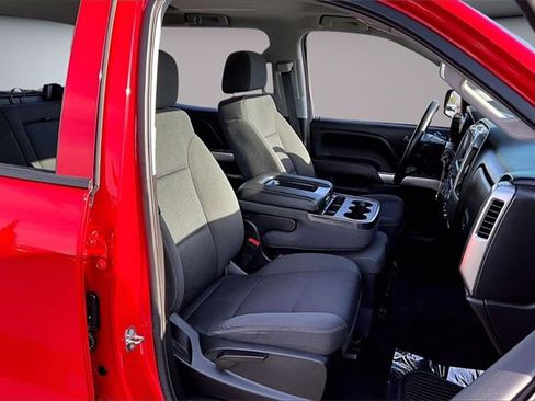 Used 2018 Chevrolet Silverado 1500 LT w/ All Star Edition image 28