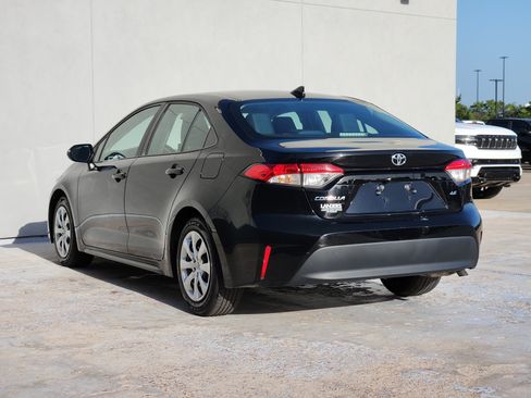 Used 2024 Toyota Corolla LE FWD image 6