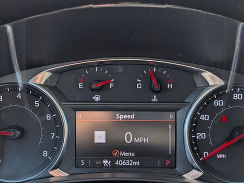 Used 2023 Chevrolet Equinox LT AWD/4WD image 18