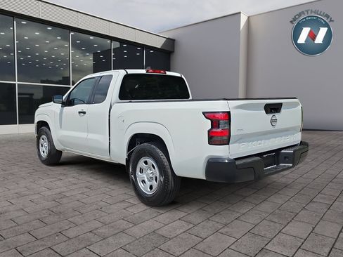 Used 2024 Nissan Frontier S w/ S Utility Package RWD image 3