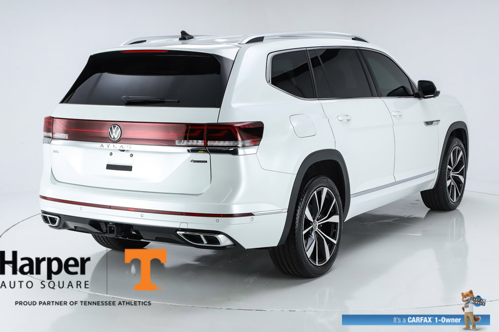 Used 2024 Volkswagen Atlas SEL Premium R-Line AWD/4WD image 9