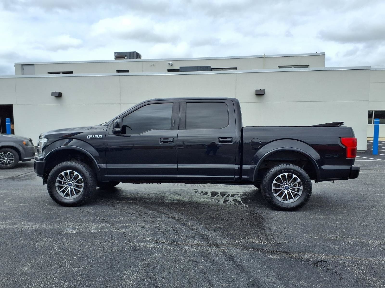 Used 2019 Ford F150 Lariat w/ Equipment Group 502A Luxury AWD/4WD image 8