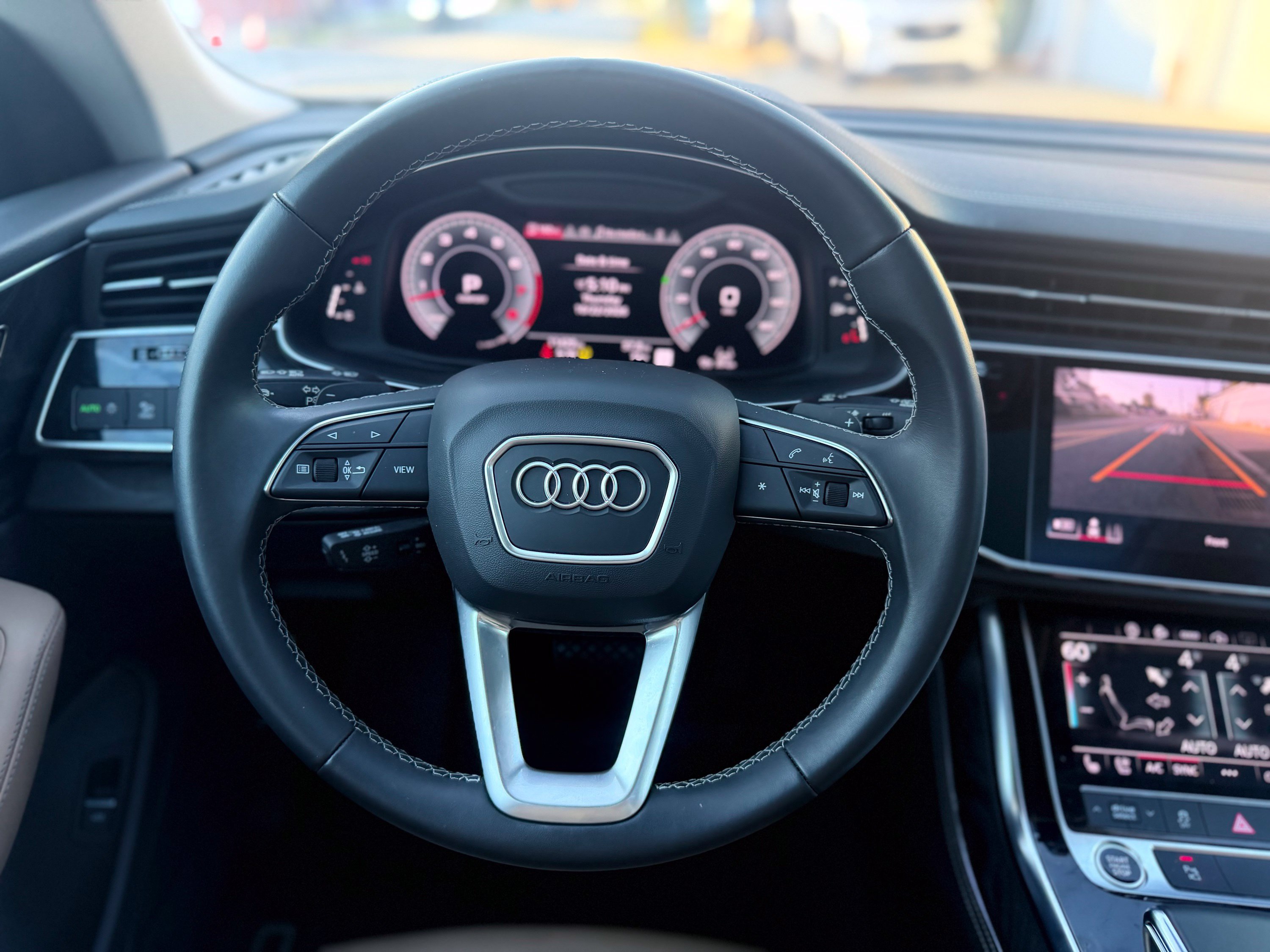 Used 2024 Audi Q8 Premium Plus AWD/4WD image 28