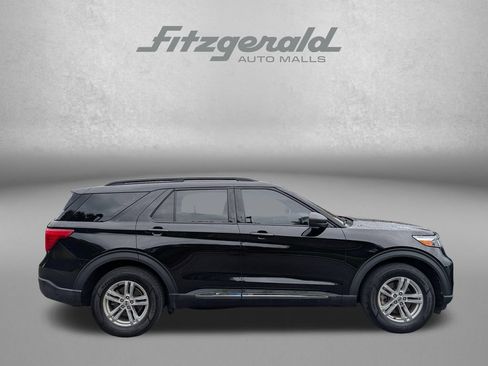Used 2020 Ford Explorer XLT w/ Equipment Group 202A AWD/4WD image 2