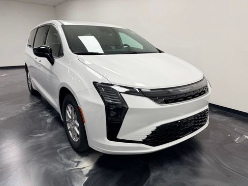 New 2027 Chrysler Pacifica Select FWD image 26
