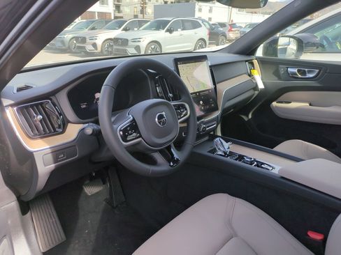 New 2026 Volvo XC60 B5 Plus w/ Climate Package AWD/4WD image 10