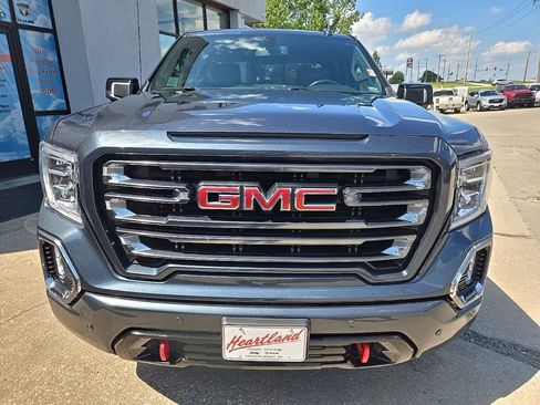 Used 2021 GMC Sierra 1500 AT4 w/ AT4 Value Package AWD/4WD image 16
