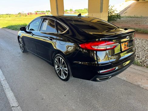 Used 2020 Ford Fusion Titanium AWD/4WD image 5