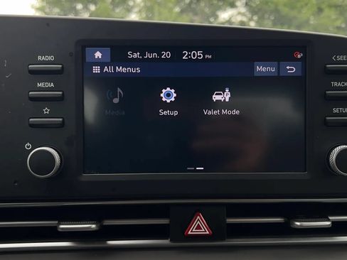 Used 2022 Hyundai Elantra SEL FWD image 32
