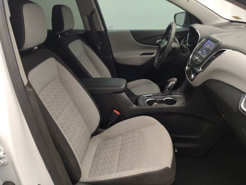 Used 2022 Chevrolet Equinox LS w/ LS Convenience Package AWD/4WD image 21