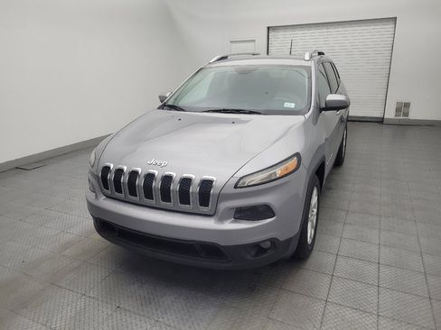 Used 2016 Jeep Cherokee Latitude w/ Safety/Convenience Group FWD image 15