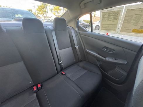 Used 2025 Nissan Sentra SV image 36