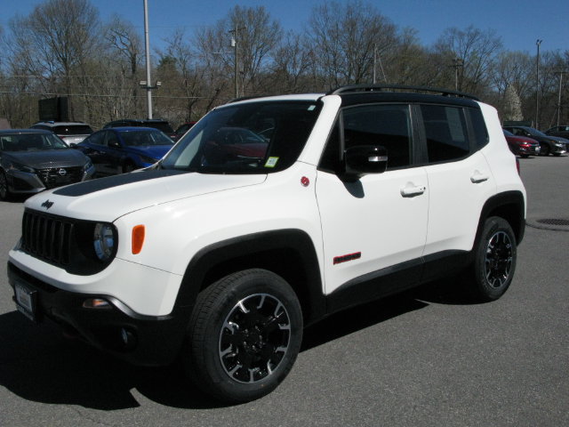 Used 2023 Jeep Renegade Trailhawk AWD/4WD image 10