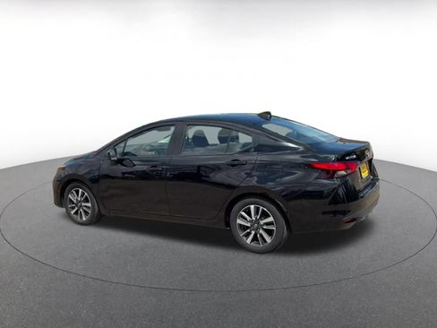 Used 2025 Nissan Versa SV FWD image 8