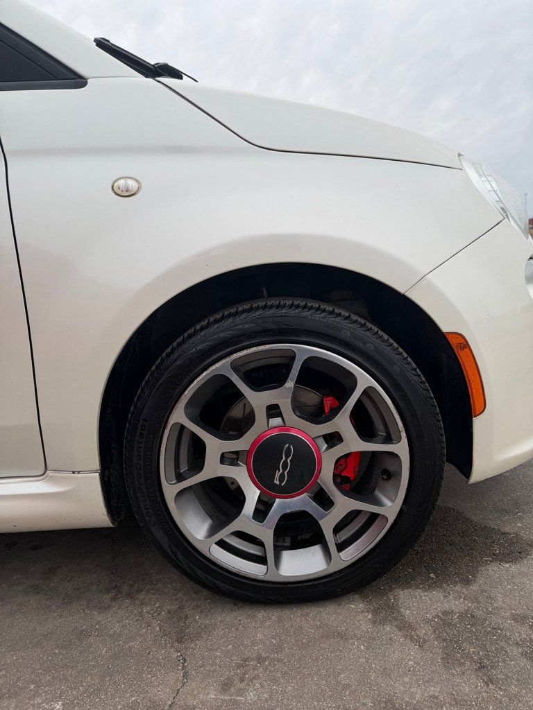 Used 2012 FIAT 500 Sport w/ Safety & Convenience Pkg FWD image 12