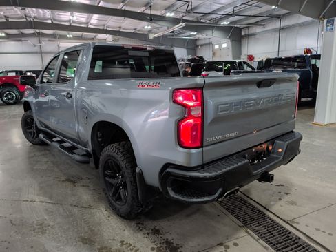 Used 2020 Chevrolet Silverado 1500 LT Trail Boss AWD/4WD image 4