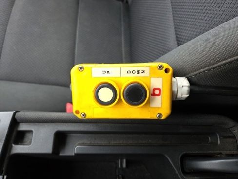 Used 2018 GMC Sierra 3500 SLE w/ SLE Preferred Package image 10