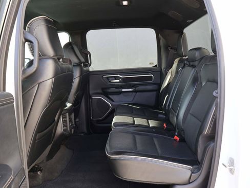 Used 2024 RAM 1500 Laramie AWD/4WD image 10