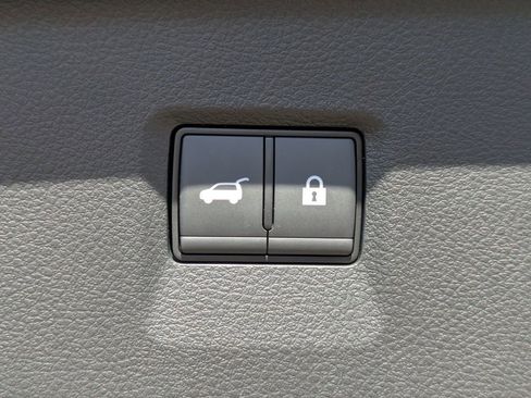 Certified 2025 INFINITI QX60 Luxe image 14