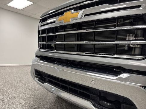 New 2026 Chevrolet Silverado 3500 LTZ w/ LTZ Premium Package image 20